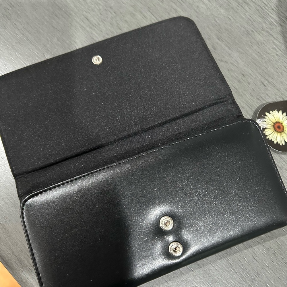 Black and Pink Floral Wallet - Picture 5 of 7